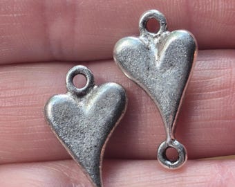 Pewter rustic heart connector pendant altered art supplies jewelry love antique silver 2 pcs (S06)