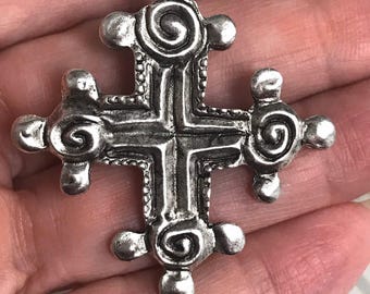 1 pc pewter rugged cross religious pendant altered art supplies jewelry old world cross antique silver