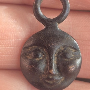 Pewter Moon Face Pendant, Rusty Brown Artisan Charm (25x16mm) (RB5)