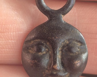 Pewter Moon Face Pendant, Rusty Brown Artisan Charm (25x16mm) (RB5)