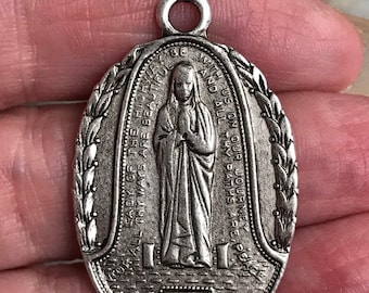 Our lady of the highway medal medallion pendant st joseph guild blessed mother mary religious catholic pewter antique silver 1 pc (pl9)