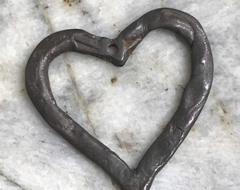Hammered heart pendant jewelry 1 5/8" piece old world style open heart hammered rustic rusty brown 1 pc (rb5)