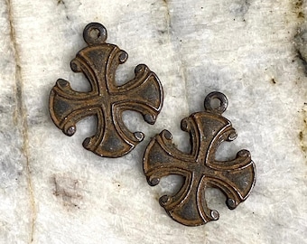 Pewter maltese cross religious heart pendant rustic supplies jewelry religious antique rusty brown 2 pcs (rb6)