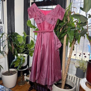 Vintage 1950’s Jack Herzog Dress Sweetheart Neckline size 12 (modern 6-8)