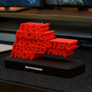 Max Verstappen F1 Zitat 3D Tischschild - Racing Geschenk