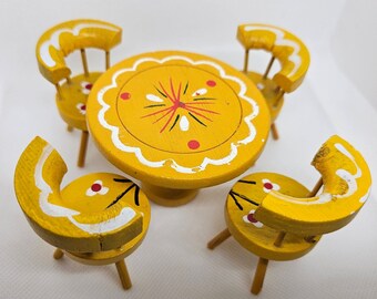 Vintage Retro Miniature Doll house Yellow with Design- Classic Miniature Doll House dining table and chairs- antique dollhouse dining room