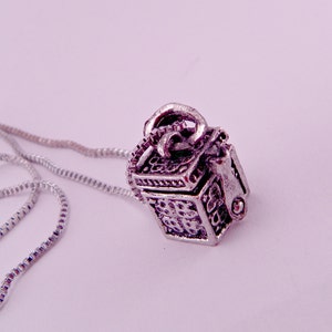 Pandora's Box Vintage Alloy Locket Box with Message Inside Pendant Necklace with 16 Inch Chain image 1