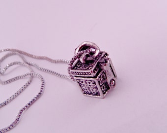 Pandora's Box Vintage Alloy Locket Box with Message Inside Pendant Necklace with 16 Inch Chain