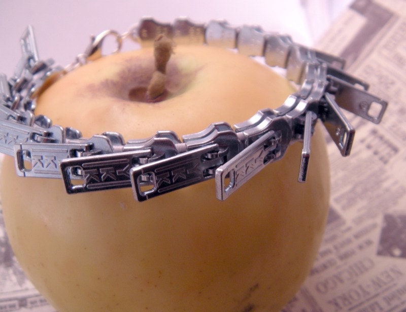 Zippity Doo Dah Silver Zipper Threaded Bracelet 7 Inches Etsy