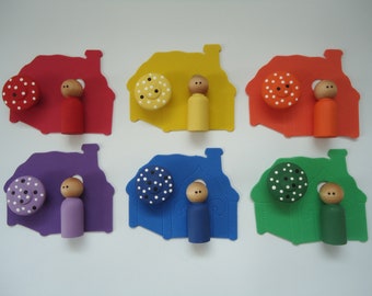 Rainbow coloured wooden sorting and matching toy, rainbow peg dolls, wooden peg people, rainbow sorting, wooden rainbow people, wood toy