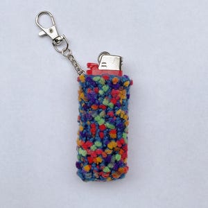 Chaveiro porta-isqueiro de crochê feito à mão | Isqueiro não incluído
