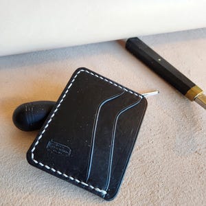Cartera tarjetero de cuero hecha a mano