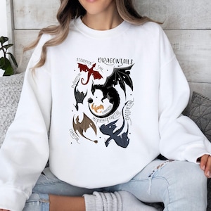 Fourth Wing Shirt or Sweatshirt, Basgiath War College Sweatshirt, Violet Sorrengail, Xaden Riorson, Gifts For Readers, Bookish Sweatshirt