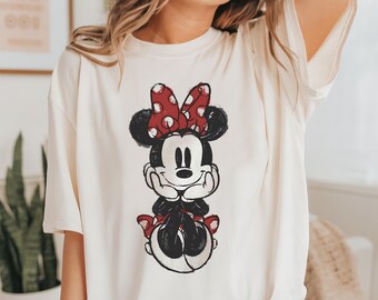 Disney Classic Minnie Mouse Shirt, Retro Minnie T-Shirt for Disneyland Trip, Disneyland Holiday Family Sweatshirt, Disney Minnie Gift Hoodie
