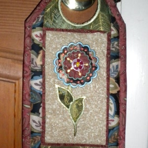 Elegant Door Hanger Project Machine Embroidery