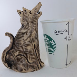 small howling dog vase...or wolf or coyote image 2