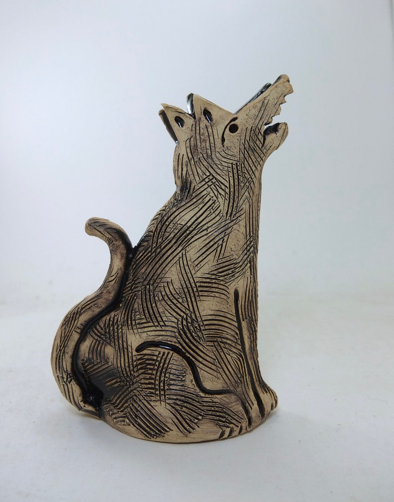 small howling dog vase...or wolf or coyote image 1