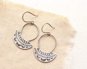 Asmi Silver Fan with Loop Earrings