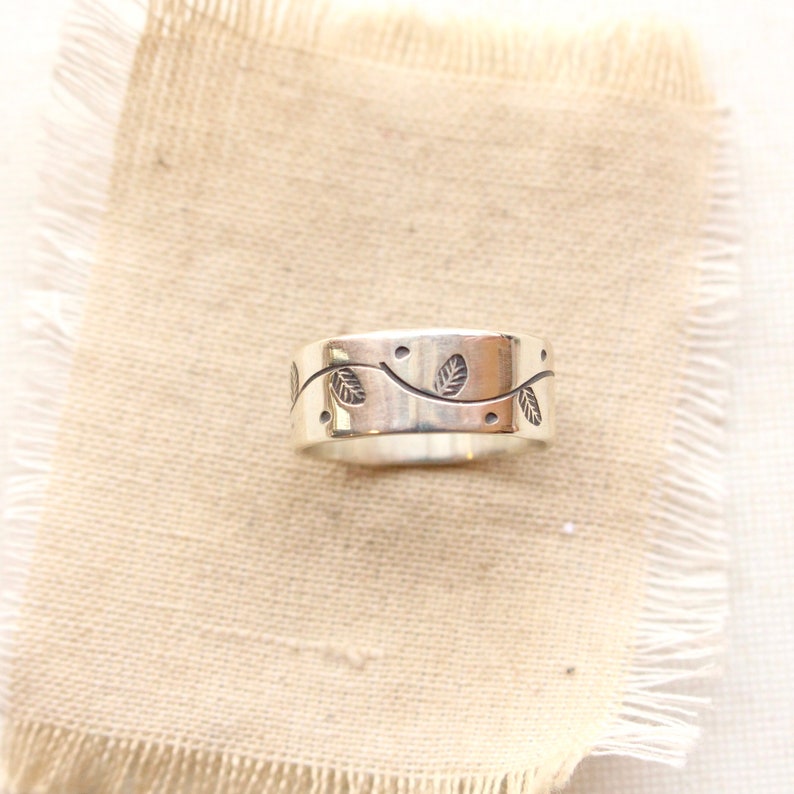 Stamped Leaf and Vine Wide Silver Band Ring, Wide Leaf Band Ring, Sterling Silver Stamped Garland Band Ring, Silver Thumb Ring image 2