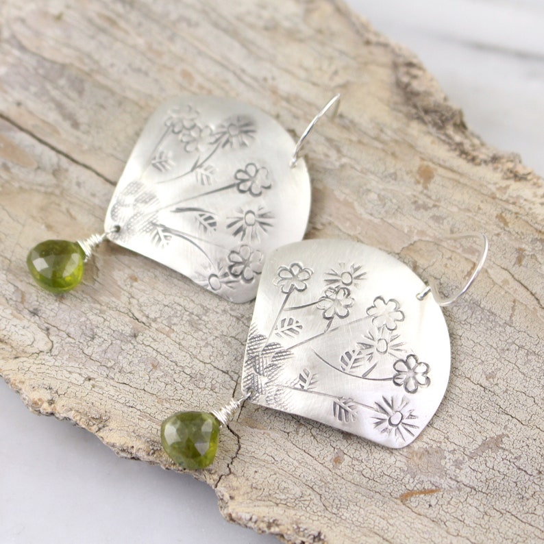 Stamped Wild Flower Fan with Green Garnet Earrings
