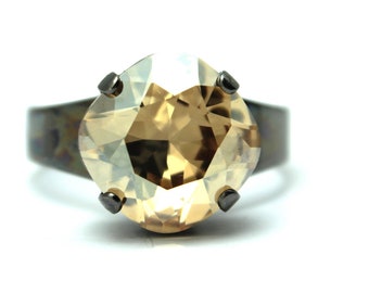 Swarovski Crystal Cocktail Ring Golden Shadow Yellow Pastel Brght Champagne Gold Frosted Metallic Diamond Sparkle Solitaire Sunshine