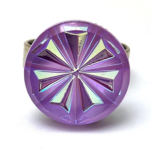 Radiant Hypno Pastel Purple Cocktail Ring Pinwheel Fireworks Circus Carnival Couture 18mm 25mm Adjustable Antiqued Fashion Lavender Unicorn