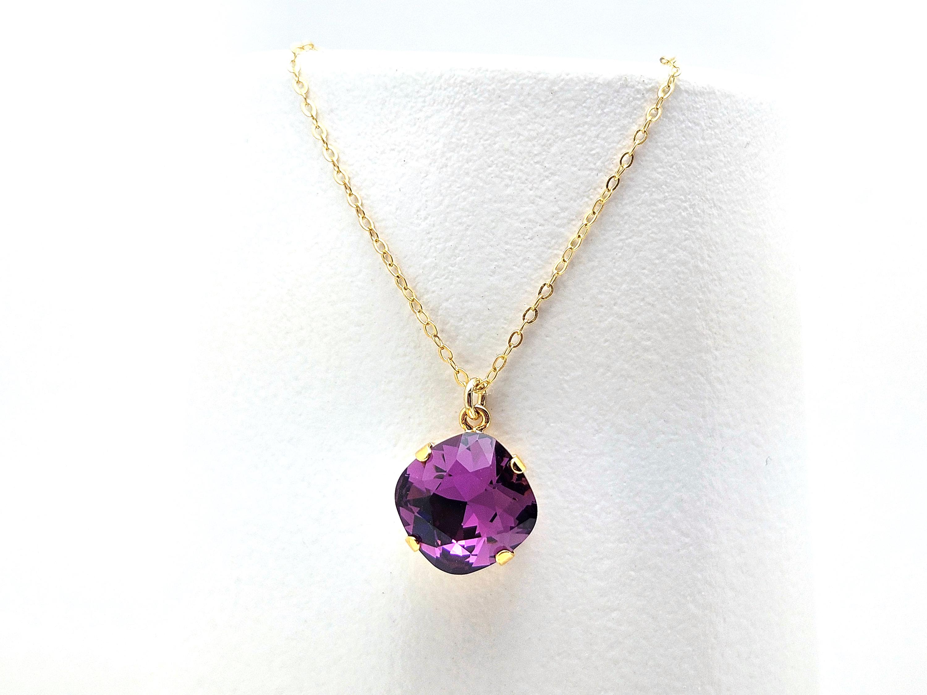Collana Ciondolo Pendente Con Smeraldo Naturale Taglio Cuore E Diamanti Taglio Brillante Oro Bianco 18kt 2