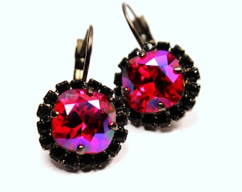 Hot Pink Crystal Dangle Earrings Classic Sparkling et Black Raspberry Fuchsia Solitaire Swarovski Studded Rhinestone Crown Fancy Sparkle