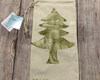 Block Print Pine Tree Wine Bag · Maine Kitchen Decor · Wine Tote · Hostess Gift · Wine Bottle Cover