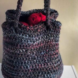 Extra Large Crochet Bucket Bag Tote Bag with Drawstring, Blackstone Cross Body Bag Black with Shades of Red and Gray, Oversized Project Tote image 10