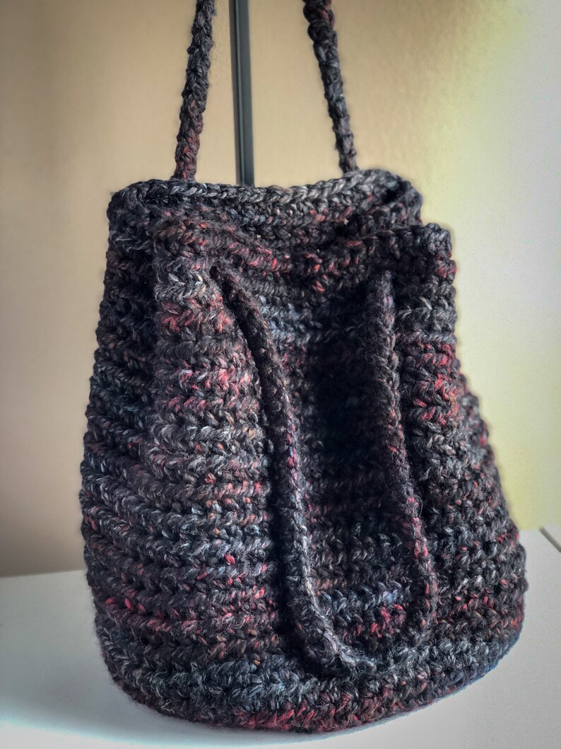 Extra Large Crochet Bucket Bag Tote Bag with Drawstring, Blackstone Cross Body Bag Black with Shades of Red and Gray, Oversized Project Tote image 5