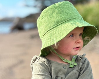 Bucket Hat for Toddler, Brimmed Infant Hat, Green Hat, Toddler Sun Hat, Beach Baby Gift, Baby Sun Hat, Baby's First Summer, Unisex baby gift