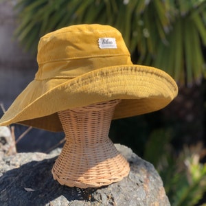 Żółty szeroki kapelusz typu bucket hat, kapelusz przeciwsłoneczny z tkaniny kordowej, kapelusz plażowy boho, składany kapelusz, prezent w stylu plażowym dla niej, akcesoria ogrodnicze