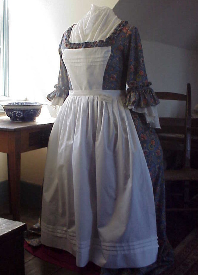 pinner apron pinner apron