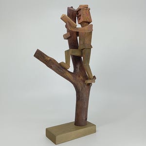 Rzeźba z drewna wykonana ręcznie, minimalistyczny styl wiejski, nowoczesna statua do salonu, domowa dekoracja literacka, oryginalna statua na prezent dla czytelników