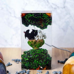 PREMIUM HTTYD To.ot.hl.es.s & Ni.gh.t Fu.ry Resin Nachtlicht - Handgemachte Epoxy Floating Island Lamp, Twin Dragon Fantasy Decor, Einzigartiges Geschenk