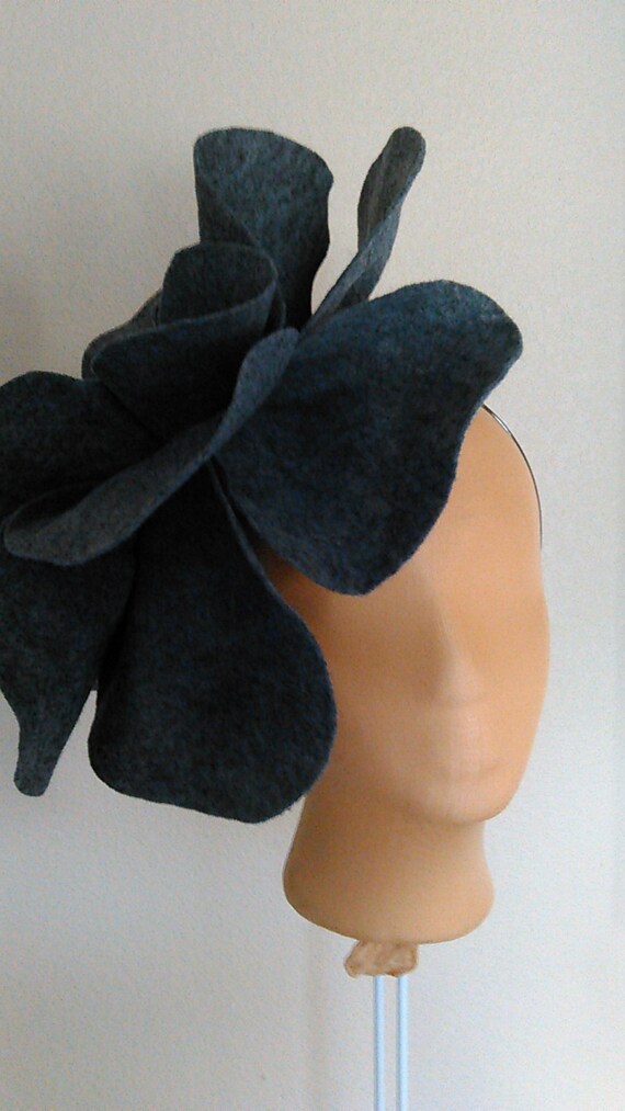 Charcoal Gray Almost Black Felt Over Sized Rosette Headband  display picture 1
