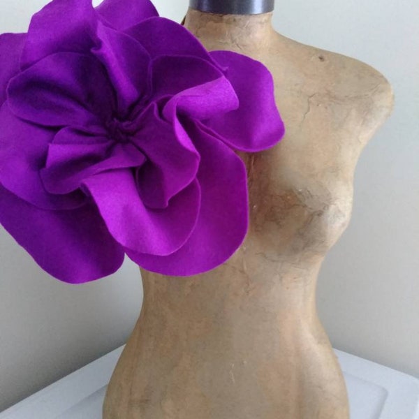 Orchid Felt Oversized Rosette Magnet Brooch Pin