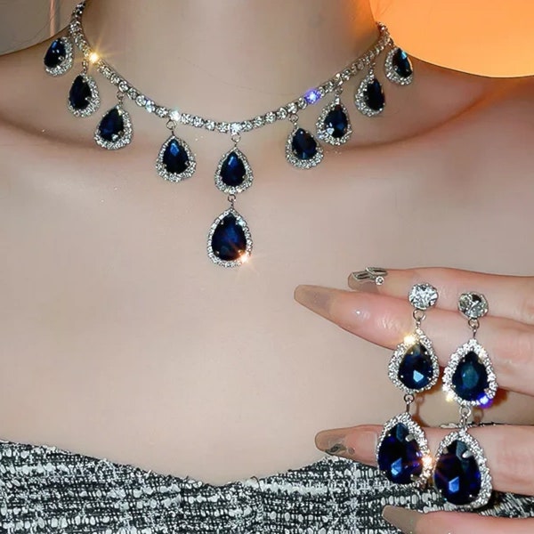 Conjunto de Collar y Pendientes de Cristal en Forma de Gota de Agua Azul Oscuro de Lujo