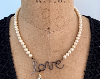 Vintage Faux Pearl Love Necklace, Romantic Valentine's Day Gift for Her, Cursive Writing Love Letter Jewelry, Girlfriend Gift, Mother's Day