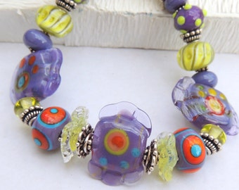 UNTITLED Handmade Lampwork Bead Bracelet