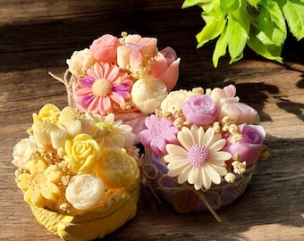 Bouquet floreale di cera di soia fusa: decorazioni profumate per la casa fatte a mano