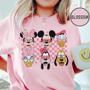 Retro Micky und Freunde Kariertes Disney Valentinstag Shirt, BTW Disneyland Happy Valentinstag Geschenk, Disney Familie Valentinstag Paar Shirts
