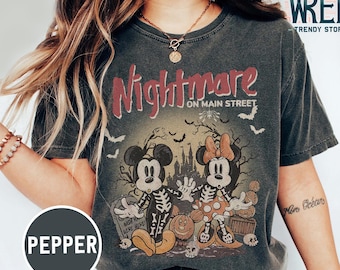 Camisetas vintage Mickey e Minnie Skeleton Nightmare on Main Street Comfort Colors, camisetas Mickey Skeleton, camisetas Disney Trip Halloween 2025