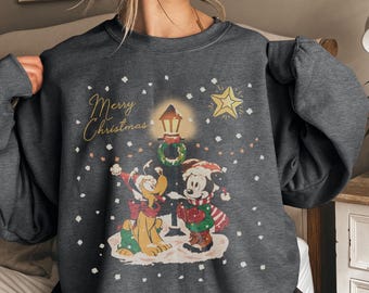 Camiseta navideña vintage de Disney Mickey Pluto, camiseta navideña retro de Main Street, sudadera navideña, camisetas navideñas familiares de Disney