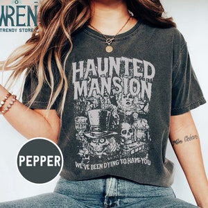 Vintage The Haunted Mansion Comfort kleuren shirt, retro vintage halloween shirt, halloween shirt, halloweenfeest, halloween cadeau shirt