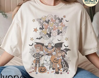 Camiseta vintage com balão de Halloween do Toy Story, camiseta com fantasia de Woody Buzz e Jessie Bullseye, camiseta de outono com balão do Mickey Disney, viagem de Halloween para a Disney