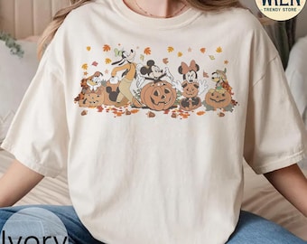 Comfortkleuren Mickey and Friends herfstshirt, Disneyland Fall Vibes-T-shirt, Disney Family Halloween Trip-shirt, Magic Kingdom Pumpkin-T-shirt