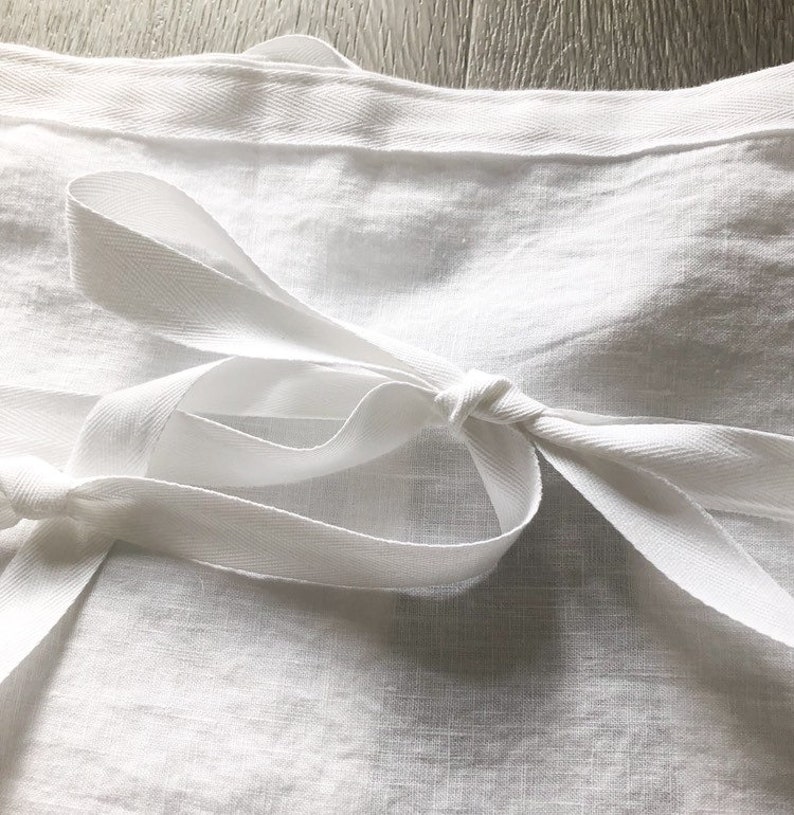 Linen Cafe Apron with goldfinch bird art
