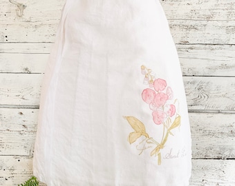 Cafe Apron with  pink sweetpea floral watercolor print.  One size fits all French linen apron is a unique gift for her.  Machine washable.